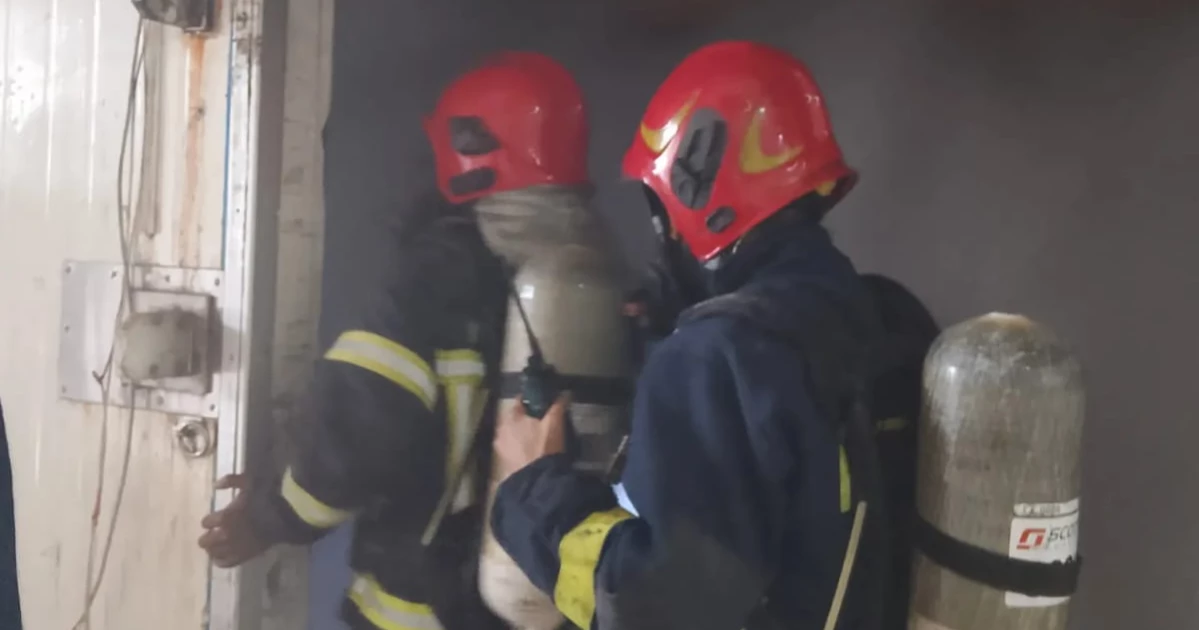 চট্টগ্রামের মৎস্য প্রক্রিয়াজাত কারখানায় আগুন