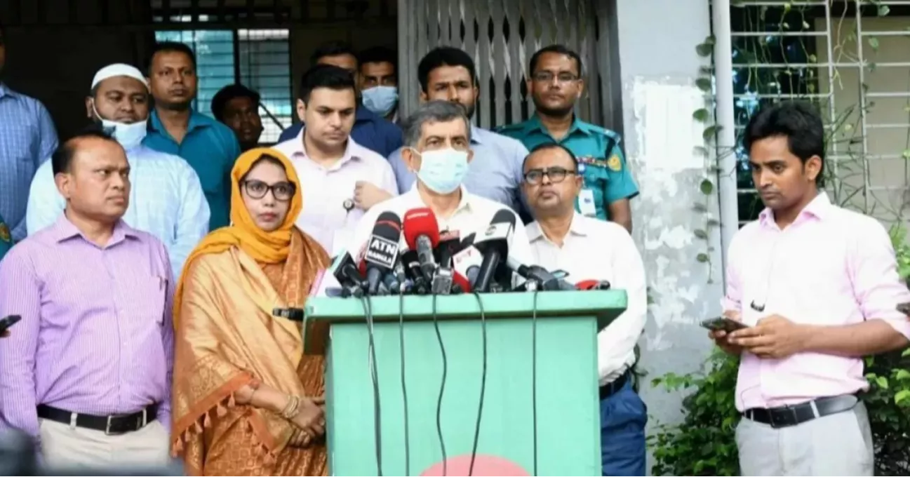 সুষ্ঠু ও সুন্দর পরিবেশে এইচএসসি পরীক্ষা অনুষ্ঠিত হচ্ছে: শিক্ষা উপদেষ্টা