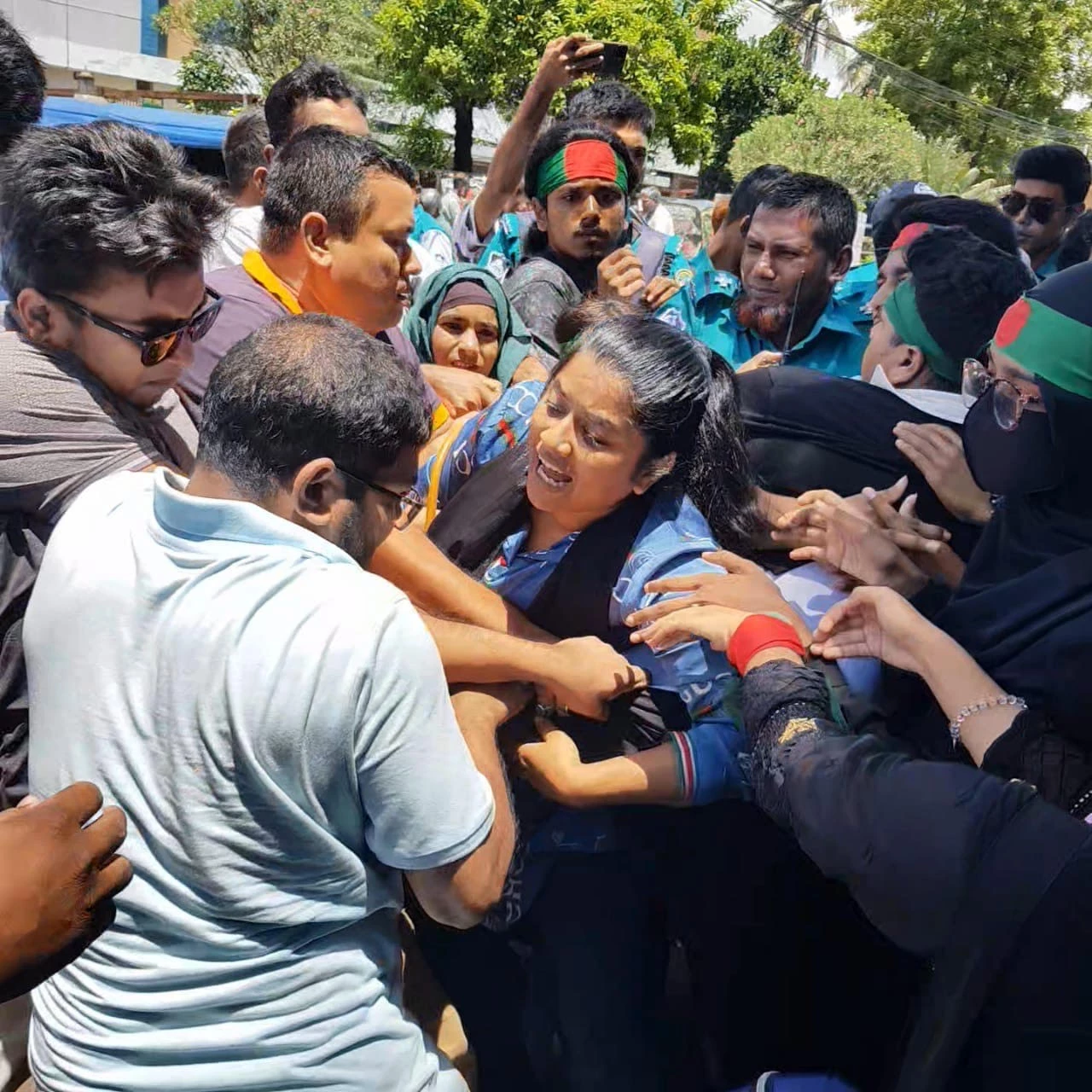 বরিশালে চিকিৎসকদের কর্মবিরতি প্রত্যাহার