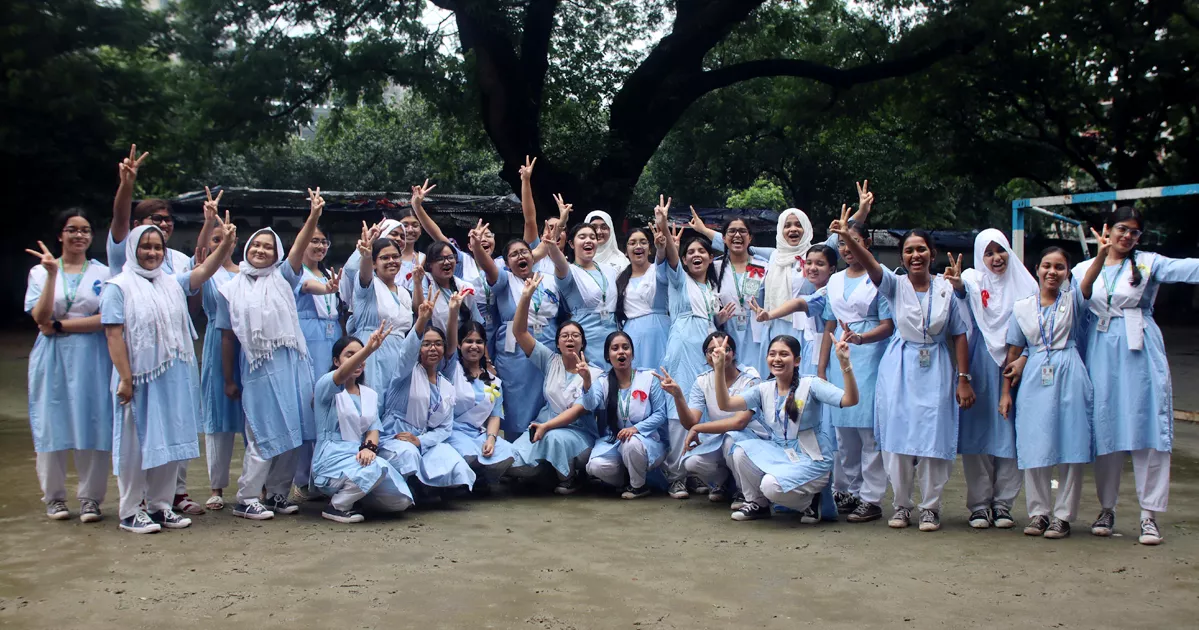 এসএসসি পরীক্ষা: পাসের হার ও জিপিএ-৫ প্রাপ্তিতে মেয়েরা এগিয়ে