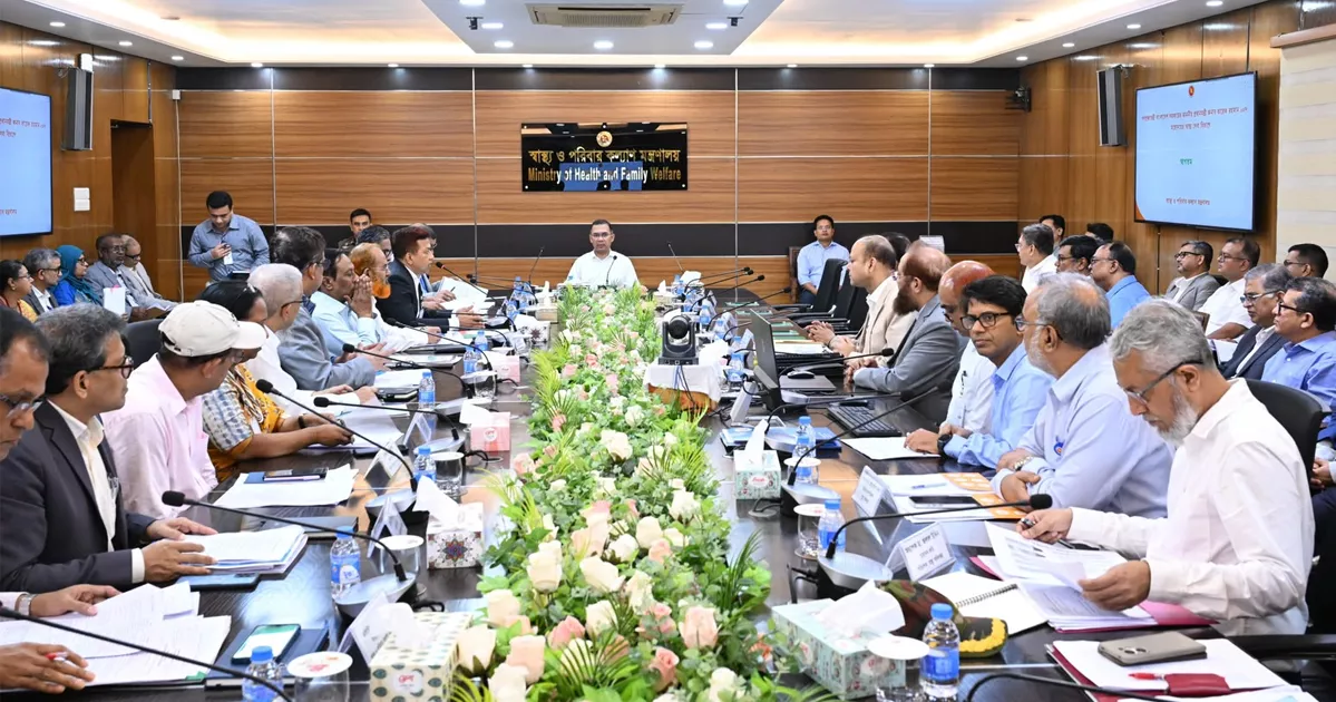 প্রান্তিক মানুষের স্বাস্থ্যসেবা সহজ করতে প্রয়োজনীয় ব্যবস্থা গ্রহণের নির্দেশ প্রধানমন্ত্রীর