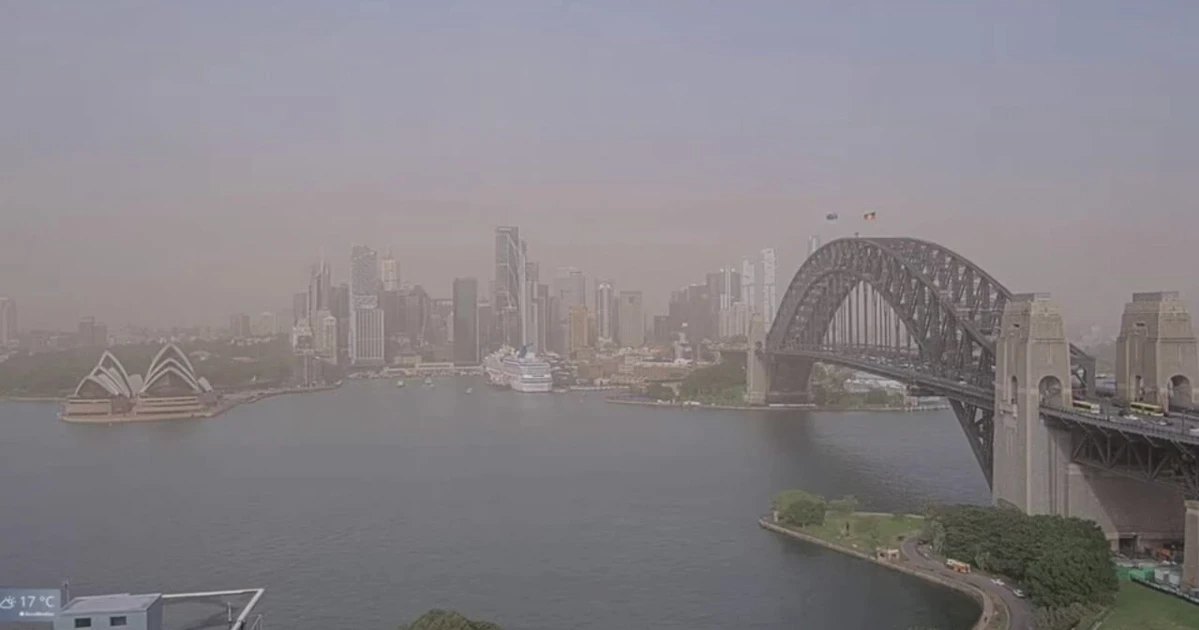 সিডনির বায়ুদূষণ চরমে, জরুরি স্বাস্থ্য সতর্কতা জারি