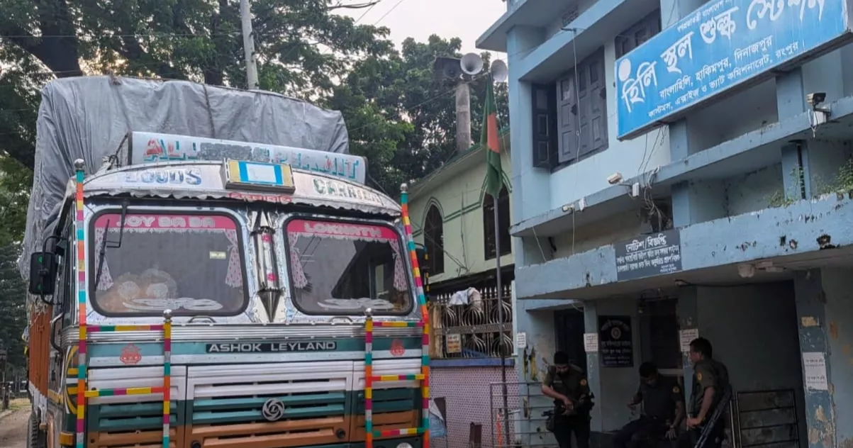 চার মাস পর ভারত থেকে চাল আমদানি শুরু