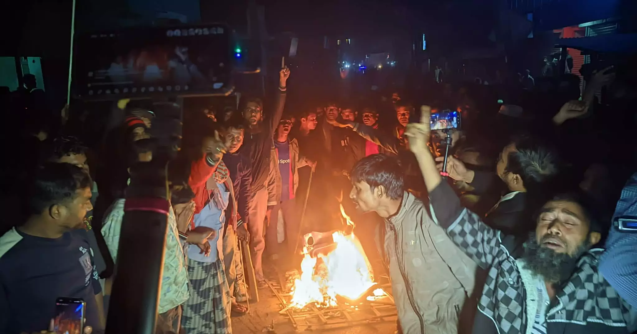 রংপুর-৪ ও ৬ আসনে ভোট পুনর্গণনার দাবিতে বিক্ষোভ, আল্টিমেটাম
