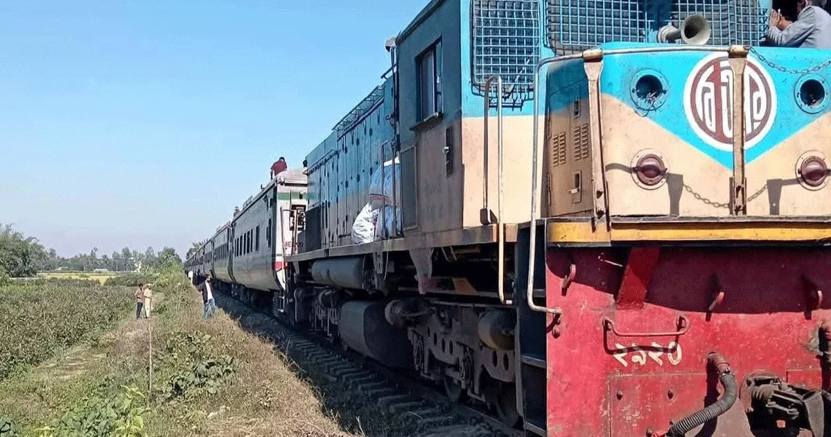 তিন ঘণ্টা পর সিলেটের সঙ্গে সারা দেশের রেল যোগাযোগ স্বাভাবিক