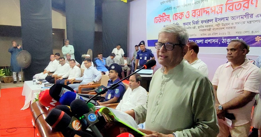 দেশে তেলের সংকট নেই, এটি সৃষ্টি করা হয়েছে: মির্জা ফখরুল