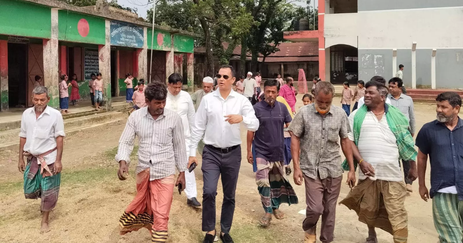 এমপির ঝটিকা সফর: সুনামগঞ্জের ৩ প্রাথমিক বিদ্যালয়ে মেলেনি শিক্ষকের দেখা