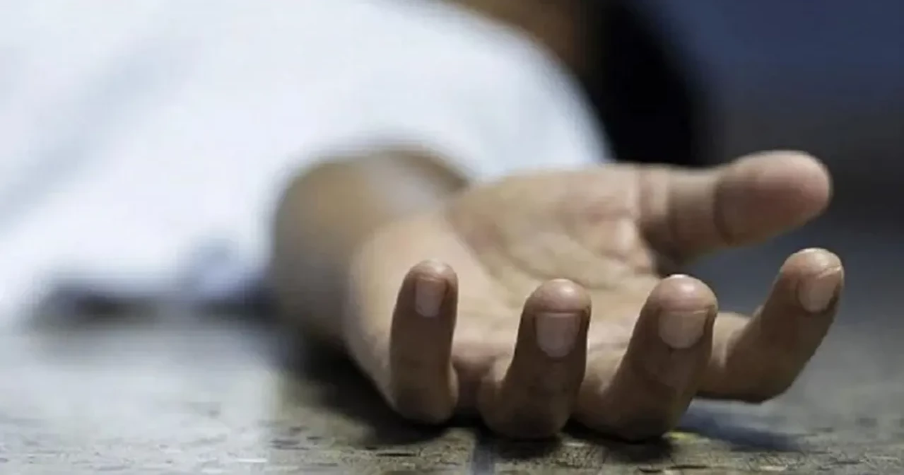 রাজবাড়ীতে রিকশার চাকায় ওড়না পেঁচিয়ে নারী নিহত