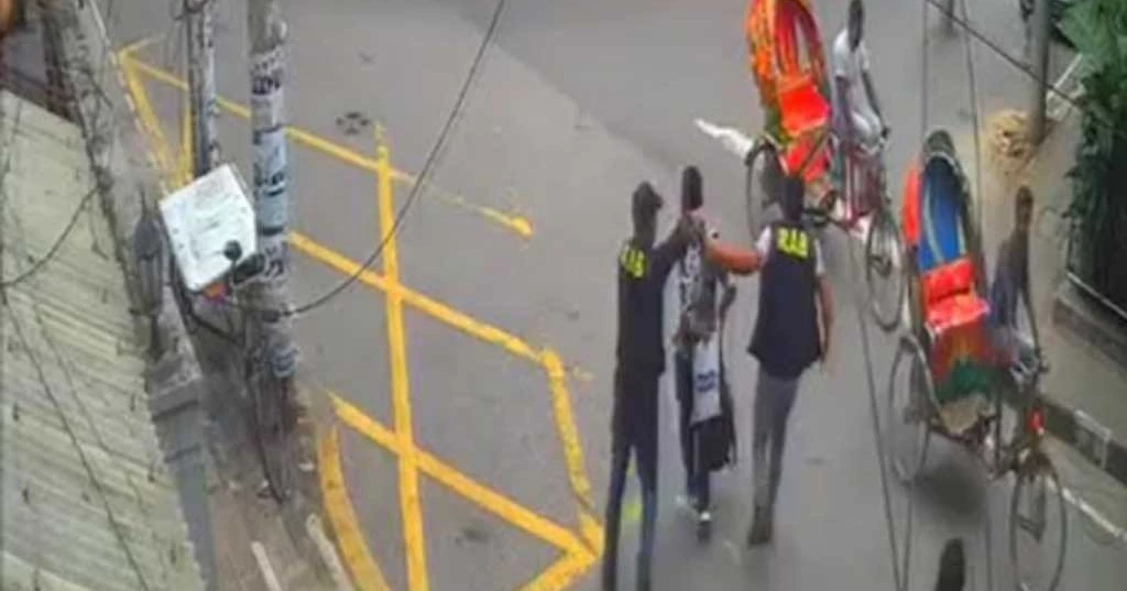 র‌্যাবের পোশাক পরে উত্তরায় কোটি টাকা ছিনতাই