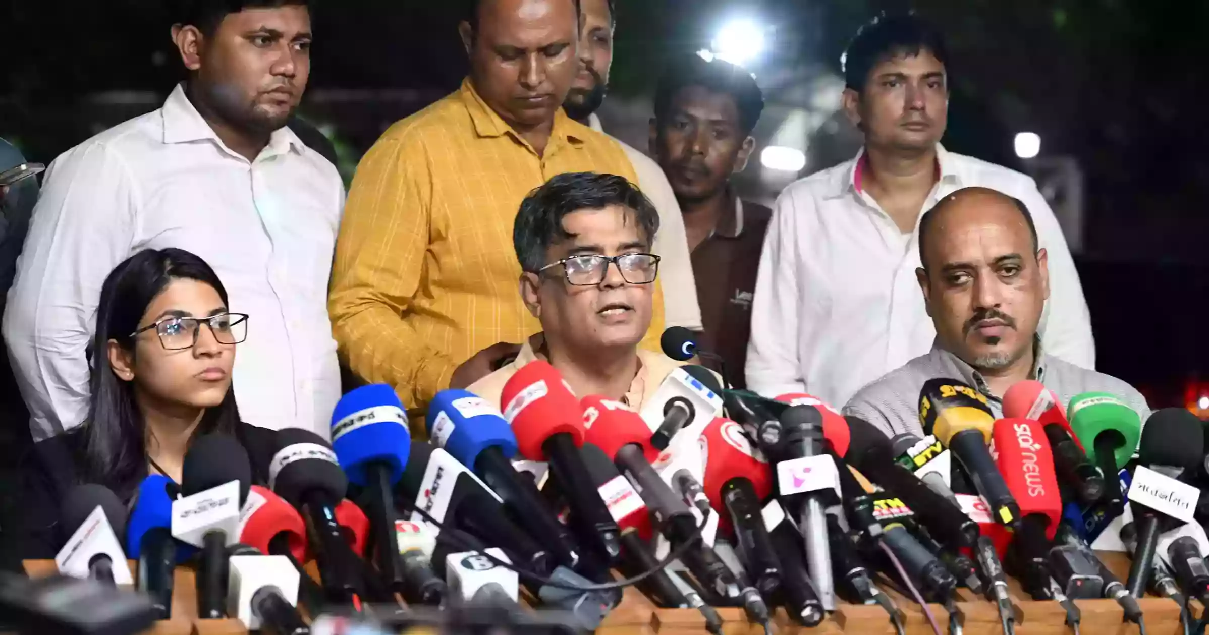 নির্বাচনে অন্য কোনো দেশকে থাবা মারার সুযোগ দেওয়া হবে না : প্রধান উপদেষ্টা