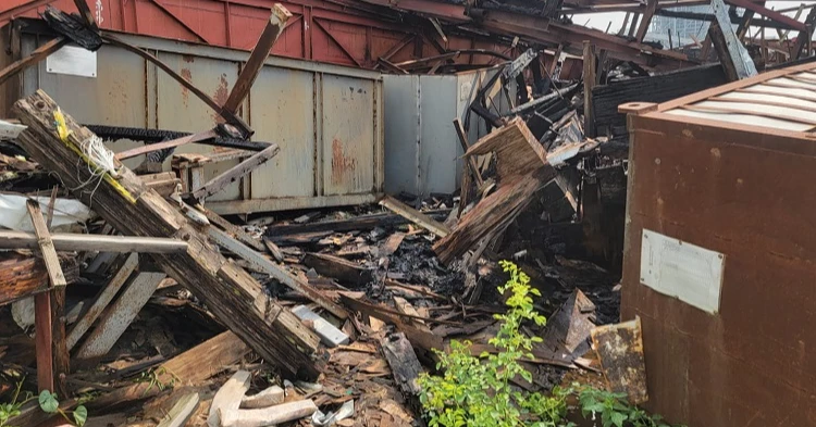 পটুয়াখালী তাপবিদ্যুৎ কেন্দ্রের পরিত্যক্ত স্ক্র্যাপ ইয়ার্ডে অগ্নিকাণ্ড