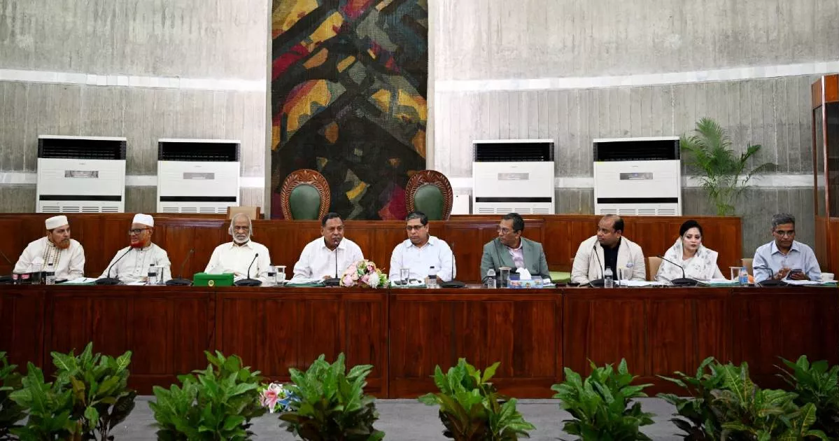 গ্রামীণ সড়কের মান নিশ্চিতে ৩ বছরের ওয়ারেন্টির সুপারিশ সংসদীয় কমিটির