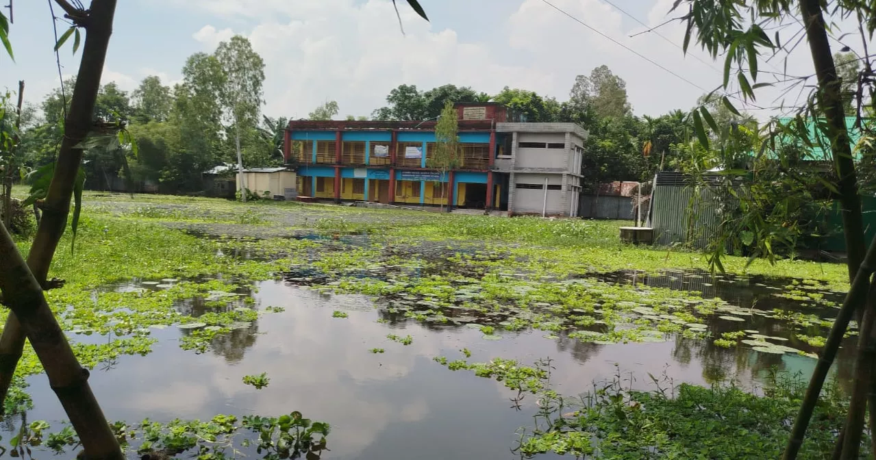 তিস্তায় পানি কমলেও দুর্ভোগ কমেনি স্থানীয়দের
