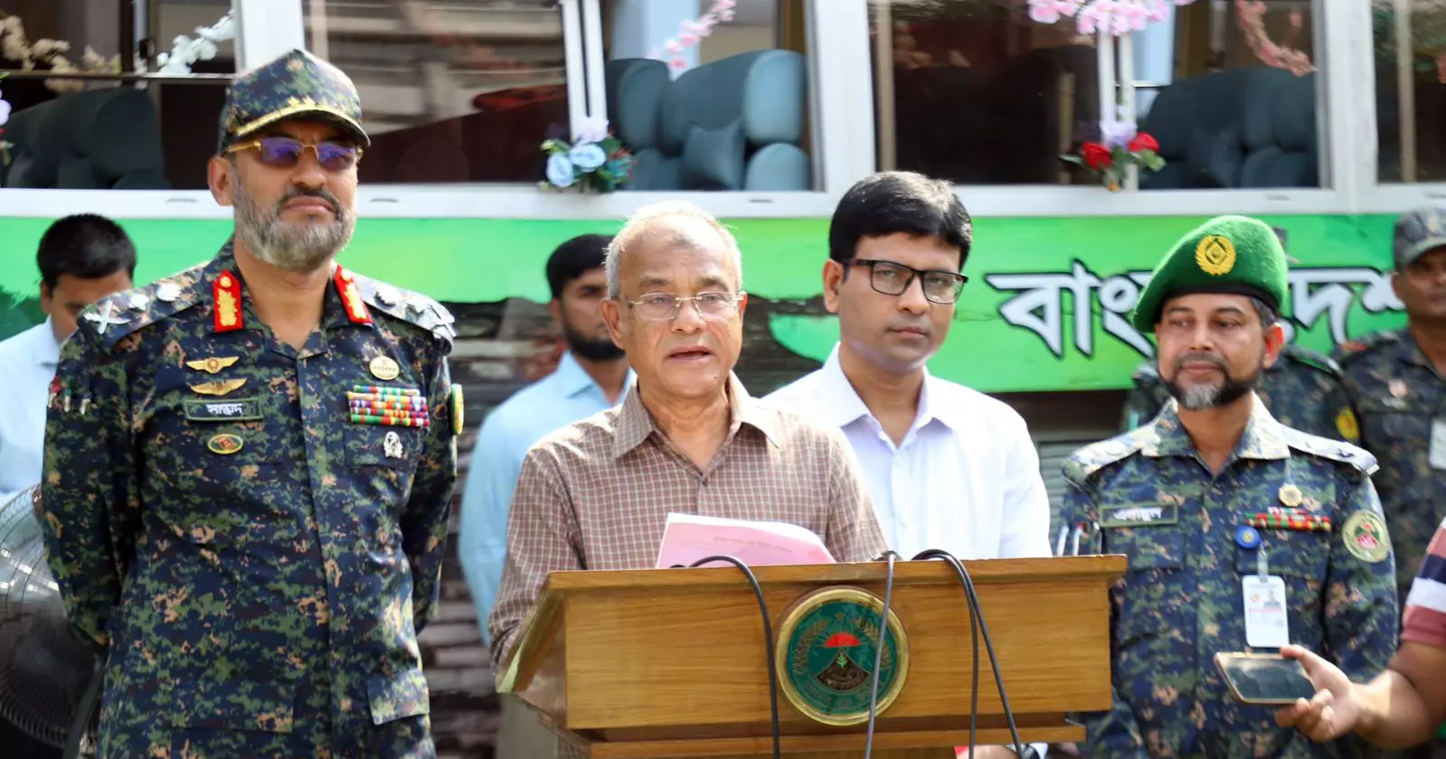 জাতীয় নির্বাচনে বেশি নিয়োজিত থাকবে আনসার সদস্যরা: স্বরাষ্ট্র উপদেষ্টা