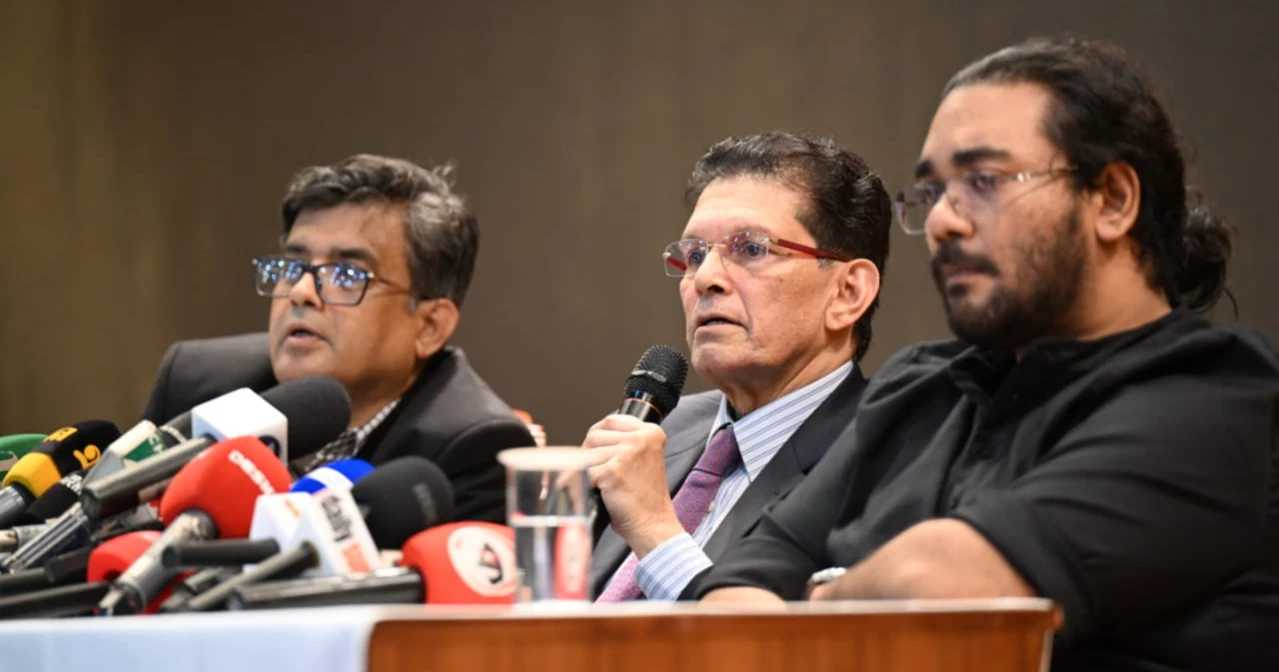 বাংলাদেশ থেকে মিয়ানমারে ‘করিডোর’ নিয়ে কোনো আলোচনা হয়নি: নিরাপত্তা উপদেষ্টা