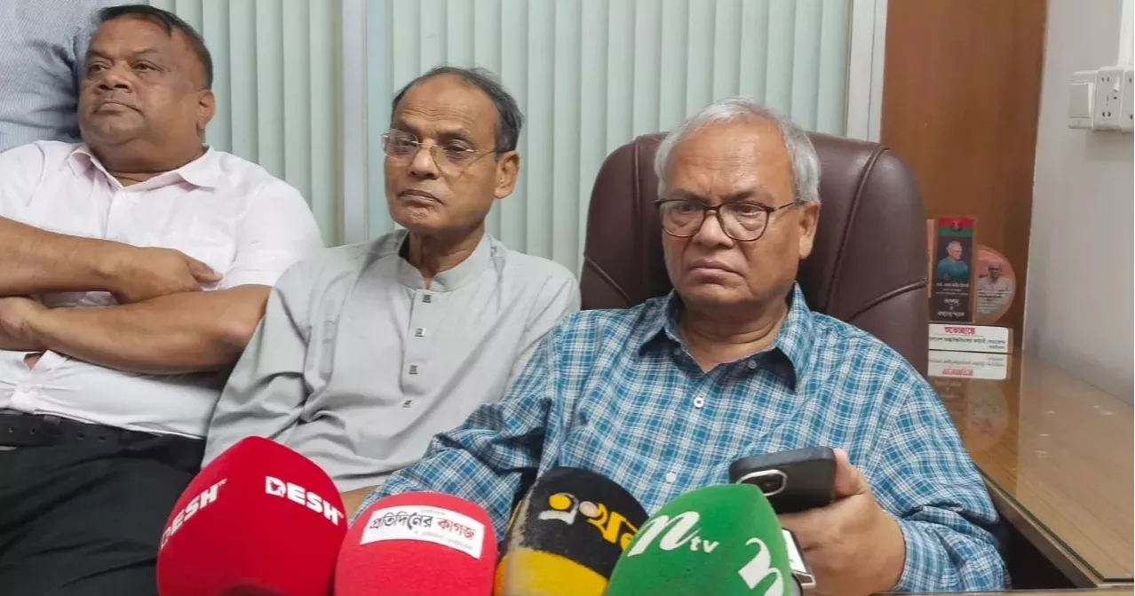 তত্ত্বাবধায়ক সরকার হবে নির্দলীয়, অপকর্মে জড়িত কর্মকর্তাদের প্রশাসনে রাখা যাবে না: রিজভী