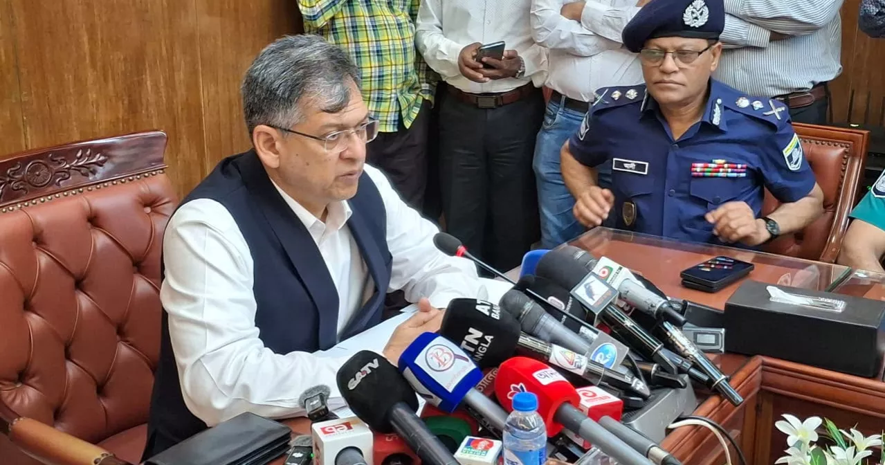সাবেক রাষ্ট্রপতিকে গ্রেপ্তারের দাবি আমলে নেওয়ার মতো নয়: স্বরাষ্ট্রমন্ত্রী