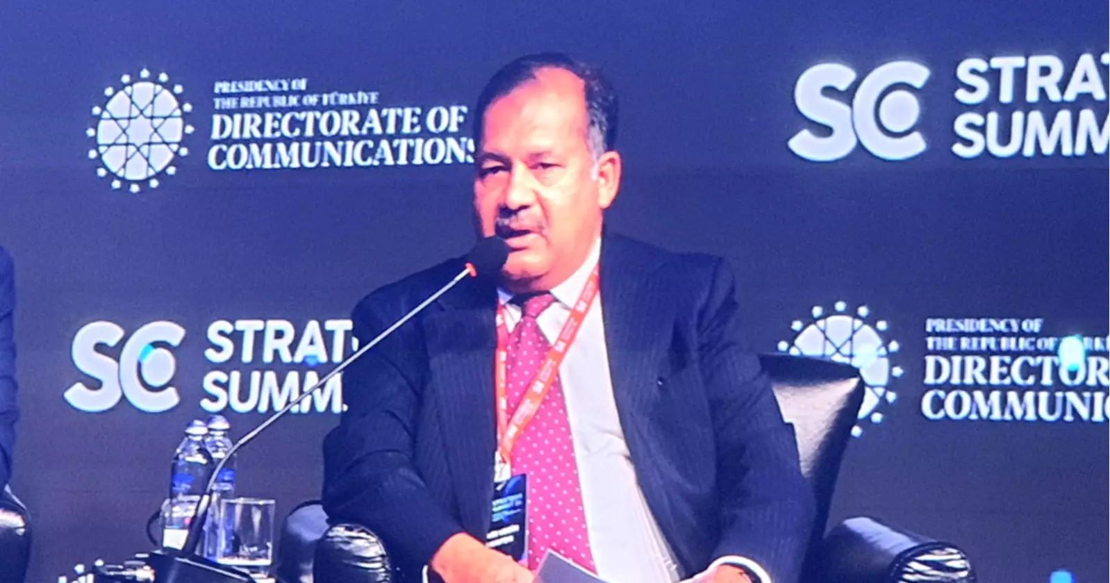 শক্তিশালী গণমাধ্যম ও প্রাতিষ্ঠানিক ব্যবস্থা গড়ে তোলার আহ্বান তথ্যমন্ত্রীর