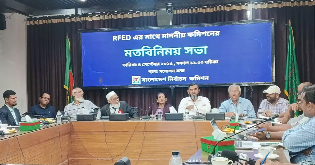 নির্বাচন কমিশন সুষ্ঠু নির্বাচন নিশ্চিতে গণমাধ্যম নির্দেশিকা পর্যালোচনা করবে: ইসি মাসুদ