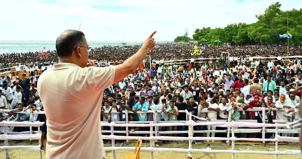 দেশে শান্তিশৃঙ্খলা নষ্টকারীদের বিষয়ে সতর্ক থাকার আহ্বান প্রধানমন্ত্রীর