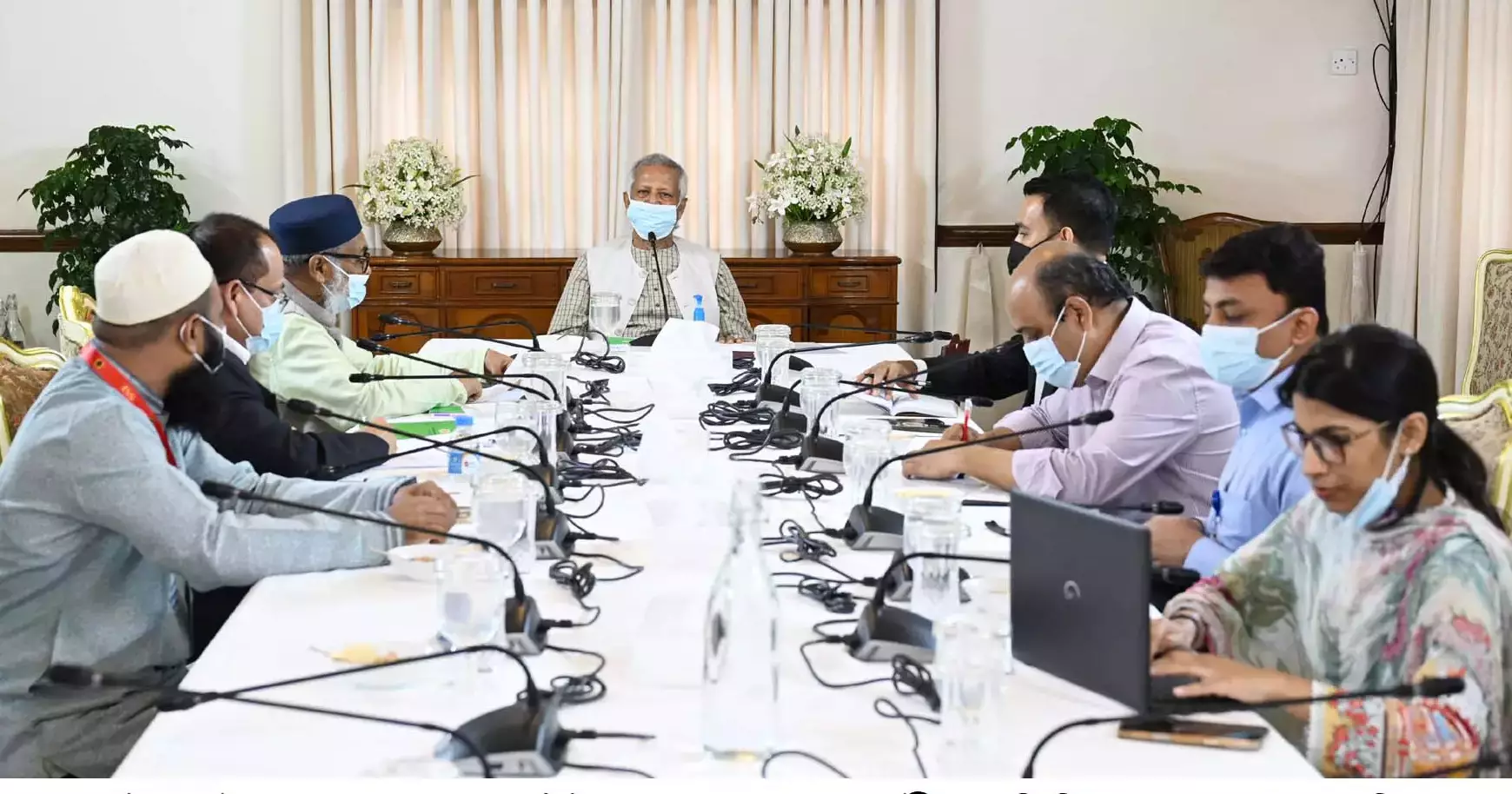 সুষ্ঠু হজ ব্যবস্থাপনার জন্য সংশ্লিষ্টদের প্রধান উপদেষ্টার অভিনন্দন