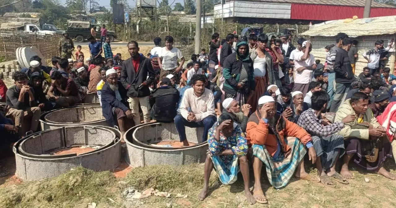 উখিয়ায় যৌথ বাহিনীর অভিযানে ১৫০০ রোহিঙ্গা আটক