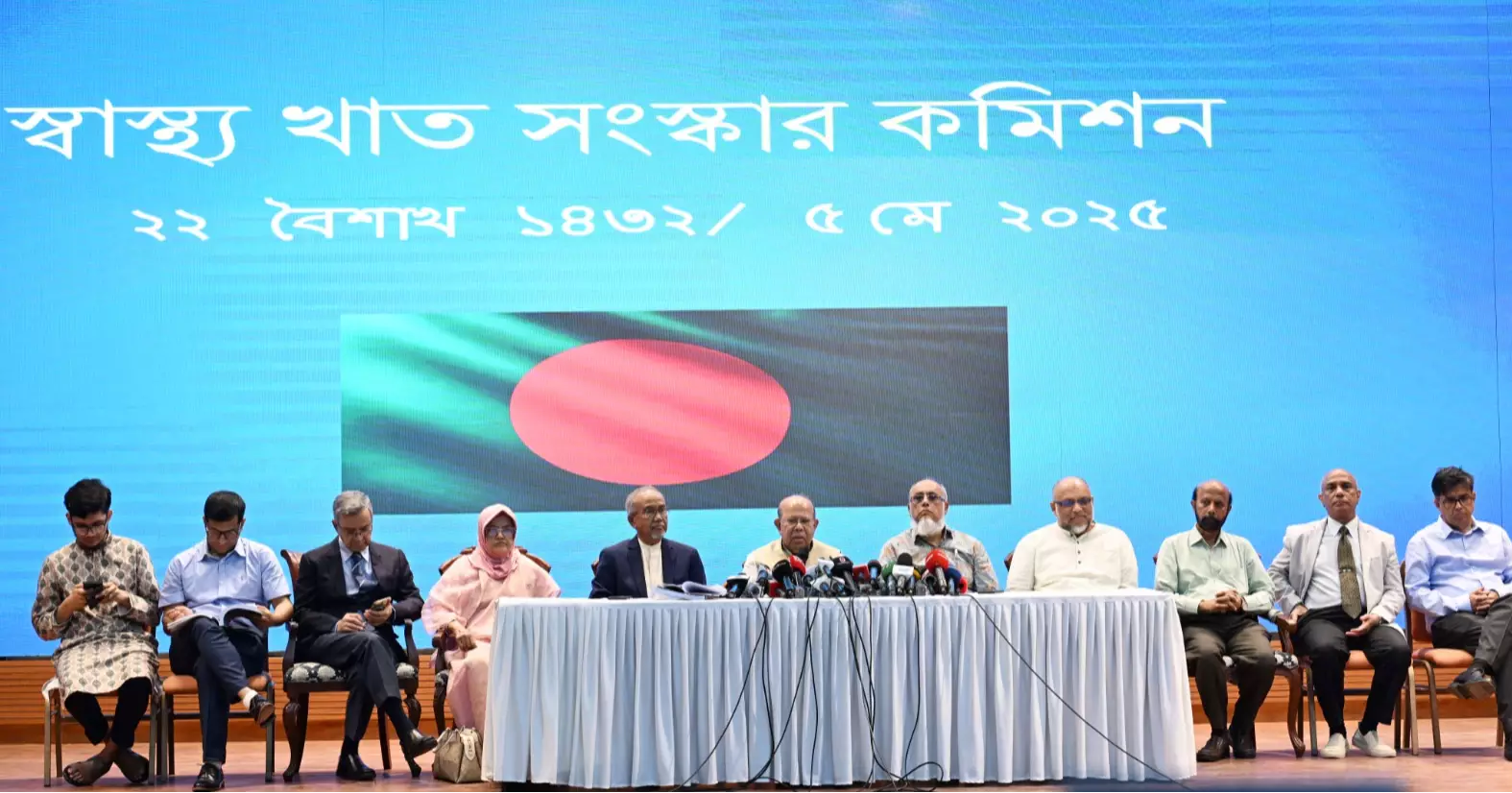 প্রাথমিক চিকিৎসা ফ্রি, স্বাস্থ্যখাতে ১৫ শতাংশ বাজেট বরাদ্দের প্রস্তাব