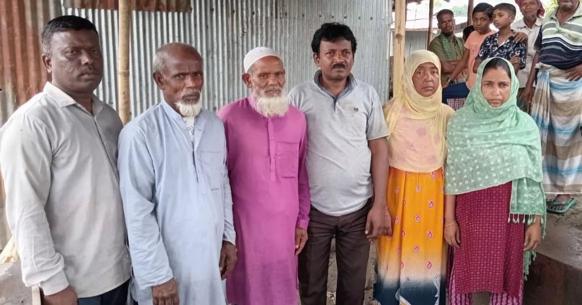 লালমনিরহাটে রেলওয়ে স্টেশন থেকে ৬ ভারতীয় নাগরিক আটক