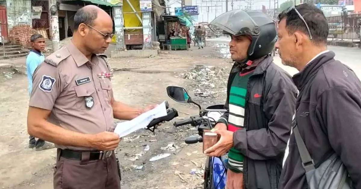 রংপুরে ৪৮ ঘণ্টায় সড়কে পুলিশের ৮৮ মামলা, ৫০ যানবাহন আটক