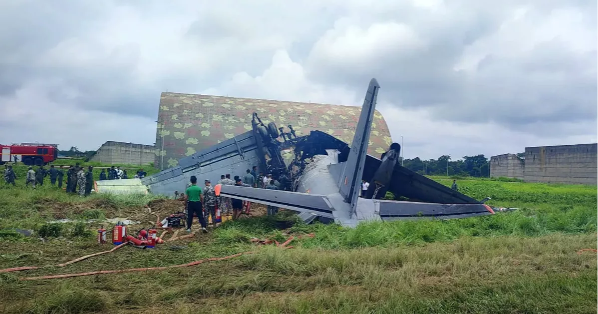 আসামে ভারতীয় বিমানবাহিনীর উড়োজাহাজ বিধ্বস্ত, নিহত ৫