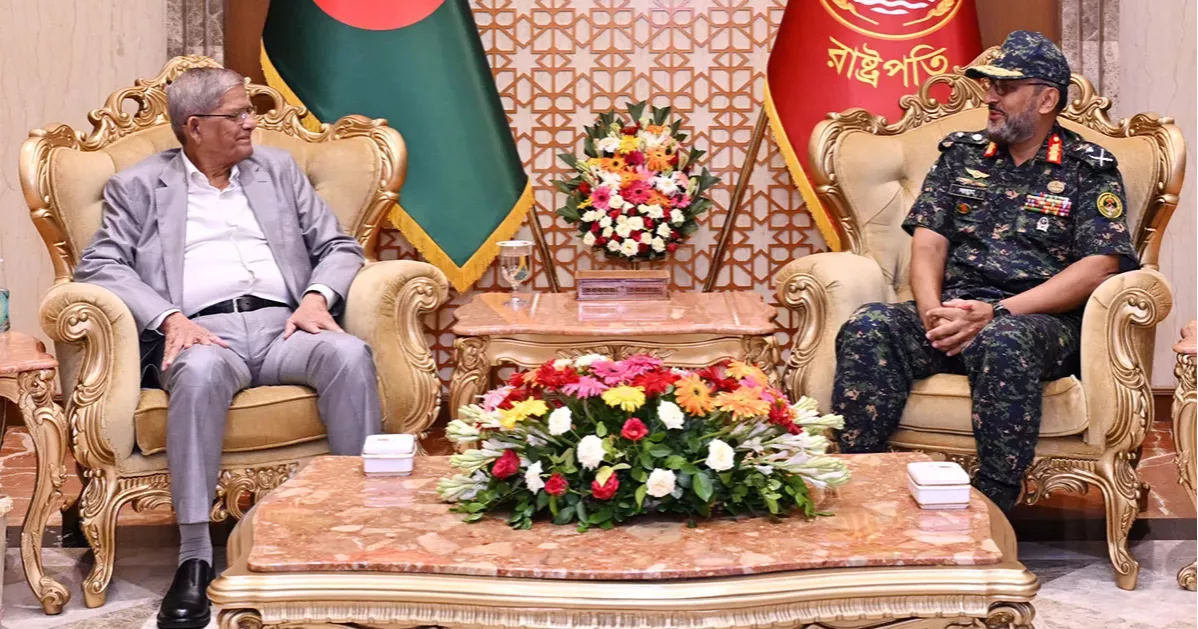 আনসার-ভিডিপিকে দেশ গঠনমূলক কাজে আরও ভূমিকা রাখার আহ্বান রাষ্ট্রপতির