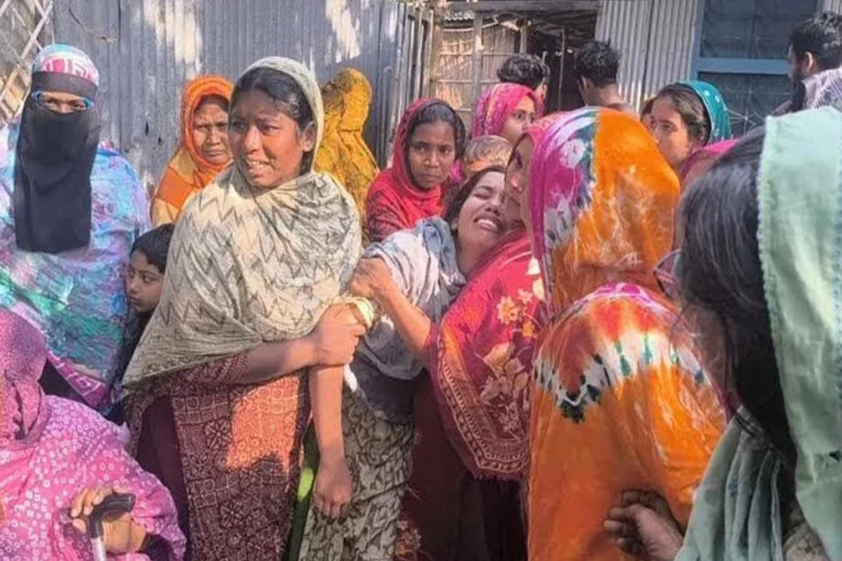 পাবনায় দাদিকে হত্যার করে নাতনিকে ‘ধর্ষণের পর হত্যা’