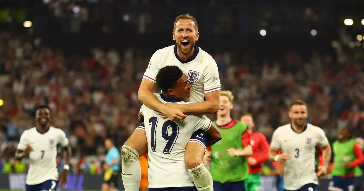 ইংল্যান্ডের ফাইনালে ওঠার লড়াইয়ে ম্যাচজুড়ে যা হলো