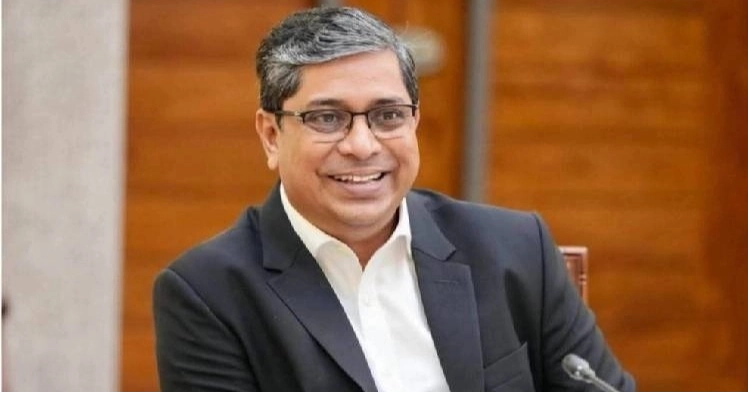 তারেক রহমানকে ট্রফি দিয়ে নির্বাচনের তারিখ নিয়ে আসেন ড. ইউনূস: স্থানীয় সরকার প্রতিমন্ত্রী