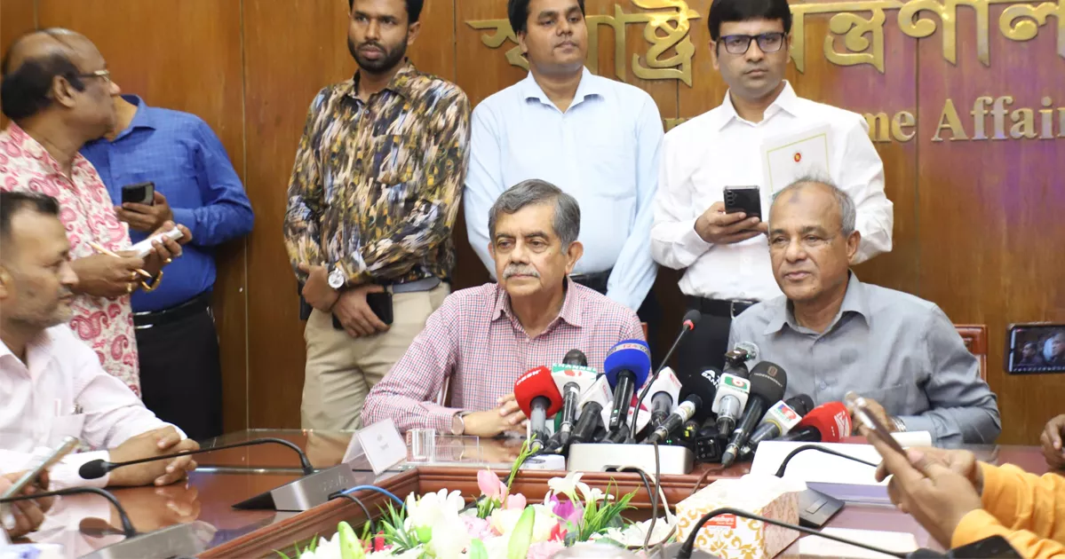 ছাত্র সংসদ নির্বাচনের অভিজ্ঞতা জাতীয় নির্বাচনে কাজে লাগবে: স্বরাষ্ট্র উপদেষ্টা