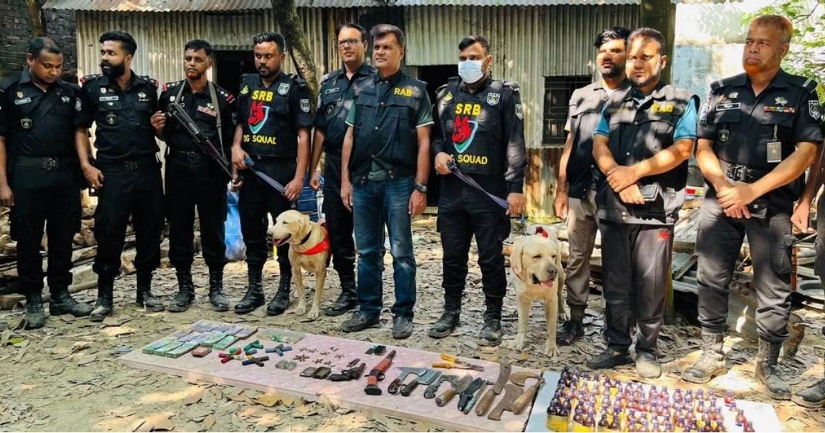 নরসিংদীতে এসআরবির অভিযান, অস্ত্র-মাদকসহ টাকা উদ্ধার