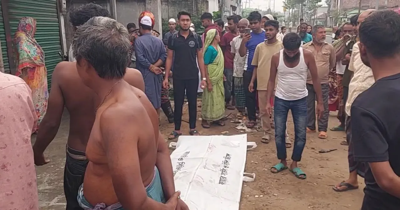 ঠাকুরগাঁওয়ে মোটরসাইকেল দুর্ঘটনায় দুই বন্ধু নিহত