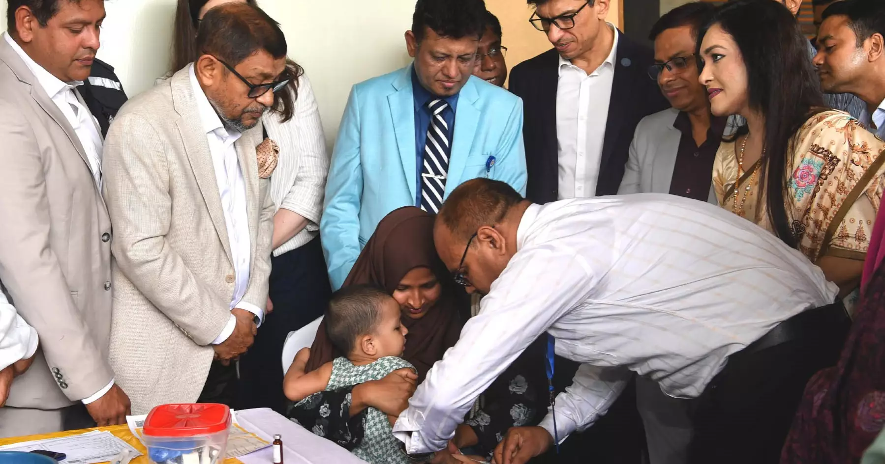 দেশব্যাপী হাম-রুবেলার টিকাদান কর্মসূচি শুরু