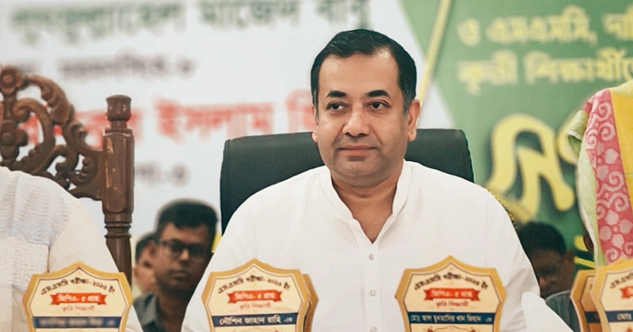 সাংবাদিকদের পূর্ণ স্বাধীনতা ও মিডিয়ার কল্যাণে কাজ করছে সরকার: তথ্য প্রতিমন্ত্রী