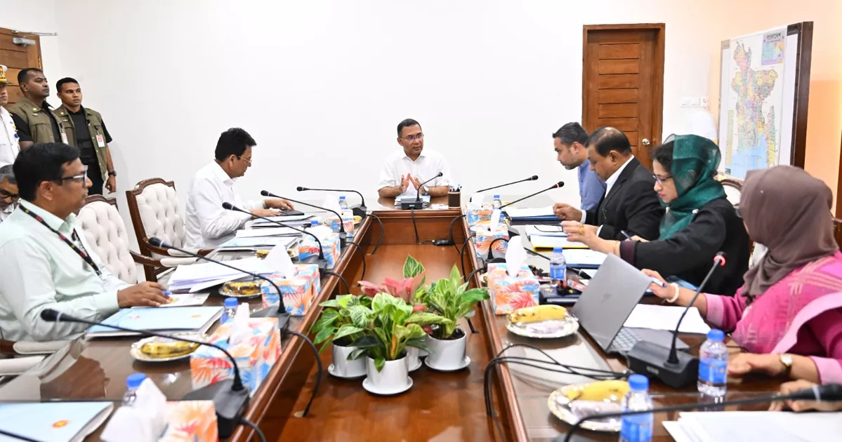 বাল্যবিবাহ ও ঝরে পড়া রোধে মেয়েদের উপবৃত্তি ফের চালুর সম্ভাবনা যাচাইয়ের নির্দেশ প্রধানমন্ত্রীর