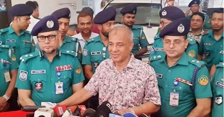 কারাগারগুলো হবে বন্দিদের সংশোধন কেন্দ্র: স্বরাষ্ট্র উপদেষ্টা