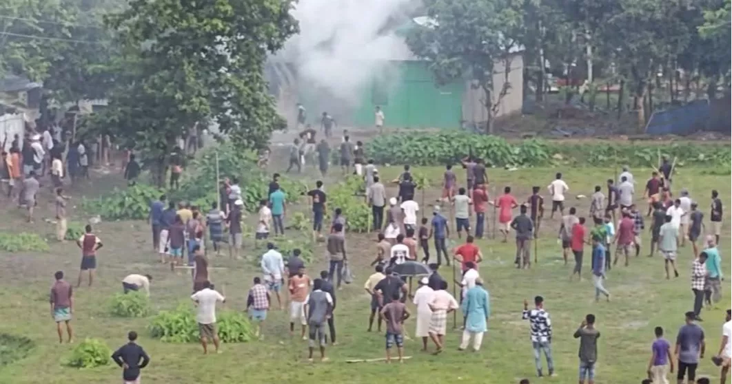 হবিগঞ্জে চেয়ারম্যানের দায়িত্ব গ্রহণ নিয়ে সংঘর্ষ, ওসিসহ আহত ৫০