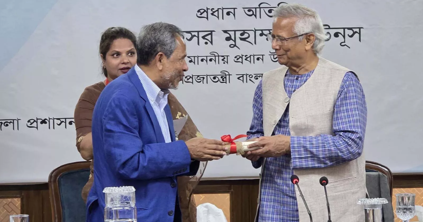 চট্টগ্রাম হার্ট ফাউন্ডেশন হাসপাতালের জন্য জমি বরাদ্দের দলিল হস্তান্তর