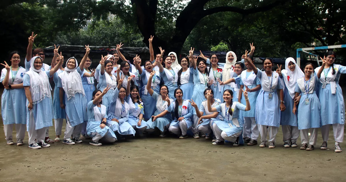এসএসসিতে এবার জিপিএ ফাইভ পেয়েছেন ১ লাখ ৩৯ হাজার ৩২ শিক্ষার্থী