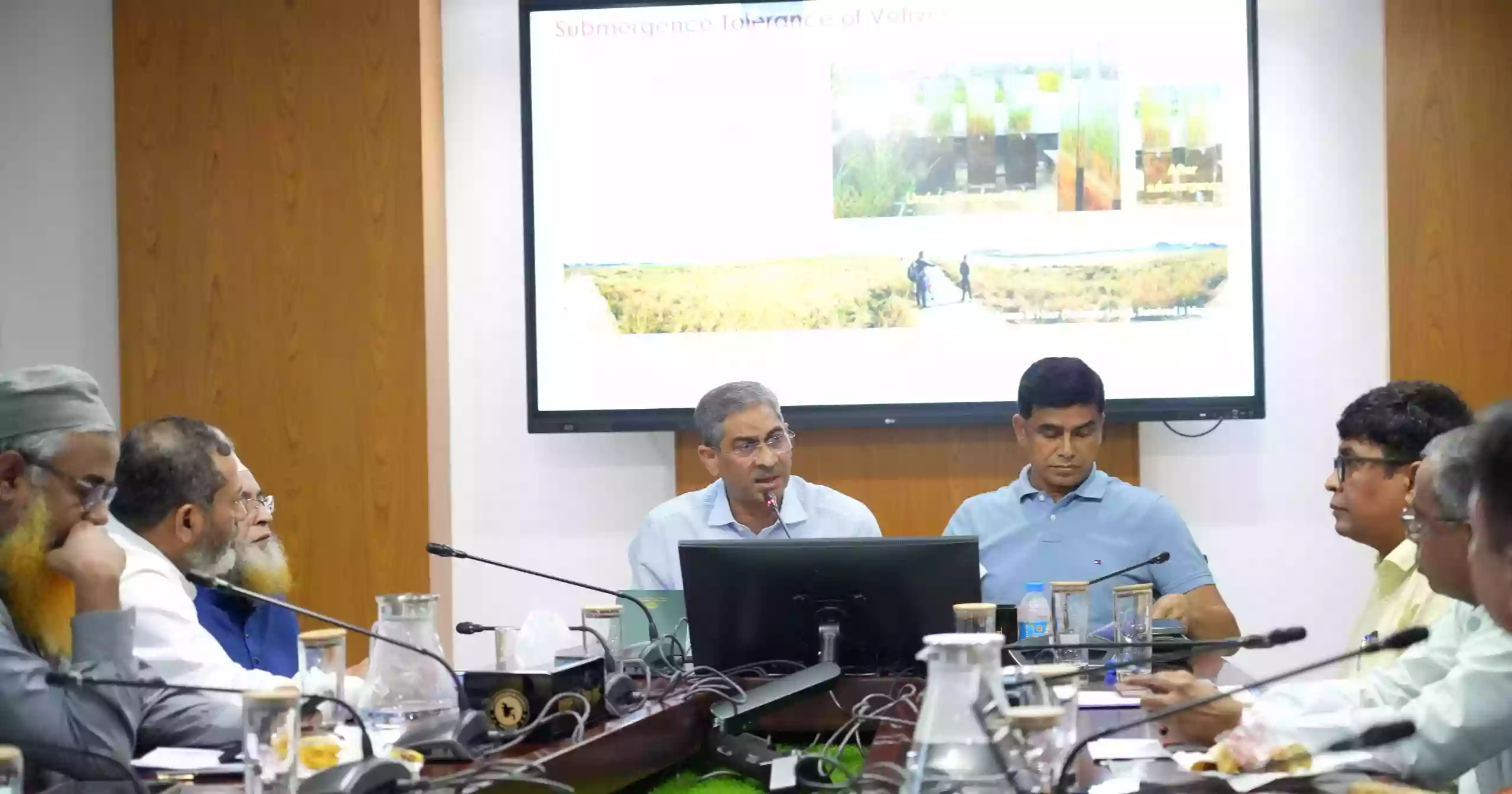 নদীভাঙন ও ভূমিক্ষয় রোধে বিন্না ঘাস পরিবেশবান্ধব ও স্বল্পব্যয়ী সমাধান: পানিসম্পদমন্ত্রী