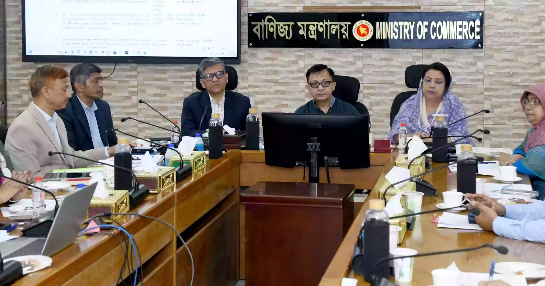 কার্গো হ্যান্ডলিং সমস্যা সমাধানে দ্রুত অবকাঠামো নির্মাণের তাগিদ বাণিজ্যমন্ত্রীর