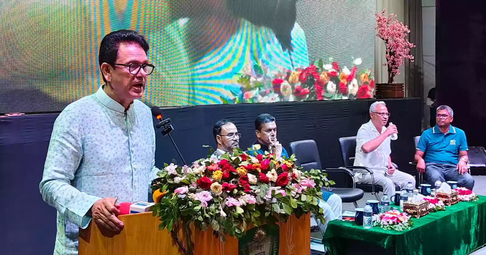 জিপিএ-৫ পাওয়া ১ লাখ ১৬ হাজার শিক্ষার্থীকে ট্যাব দেওয়া হবে: শিক্ষামন্ত্রী