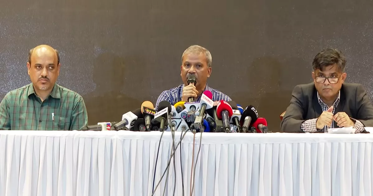 জুলাই সনদ নিয়ে বিরোধ হতাশাব্যঞ্জক, গণভোট নিয়ে সিদ্ধান্ত নেবেন প্রধান উপদেষ্টা: আসিফ নজরুল