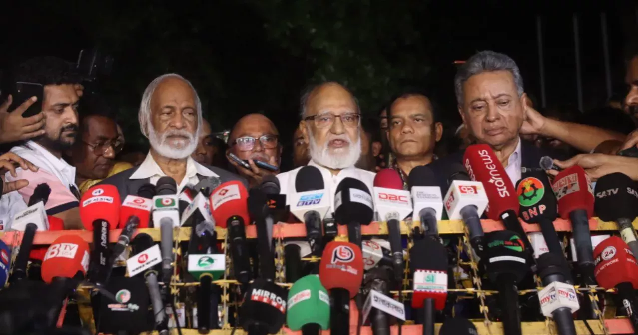 নির্বাচনের রোডম্যাপ নিয়ে প্রধান উপদেষ্টার কাছ থেকে আশ্বাস পায়নি বিএনপি