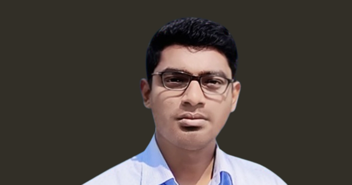 ছাত্রীর সঙ্গে অনৈতিক সম্পর্ক! চাকরি হারালেন বিশ্ববিদ্যালয়ের শিক্ষক